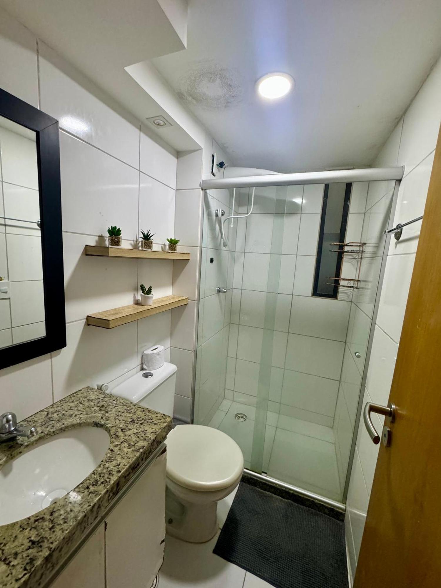 Apartamento 2 Quartos A 4 Minutos Do Mar De Maceio Luaran gambar