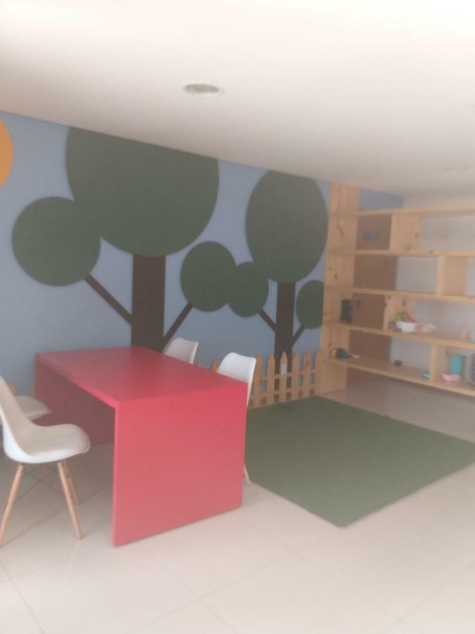 Apartamento 2 Quartos A 4 Minutos Do Mar De Maceio Luaran gambar